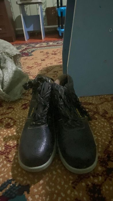 Раблочи аяк киім