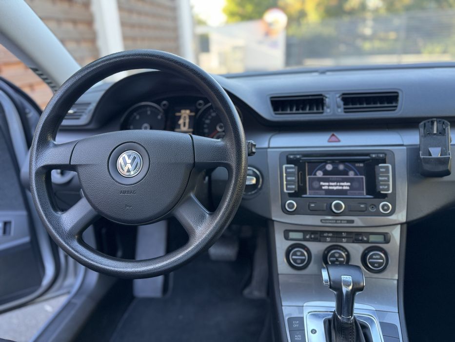 Volkswagen Passat 2.0tdi Euro5/140cp/Cutie Automata DSG/2010/Navigatie/Dublu climatronic/Incalzire scaune/jante Aliaj /Pret discutabil