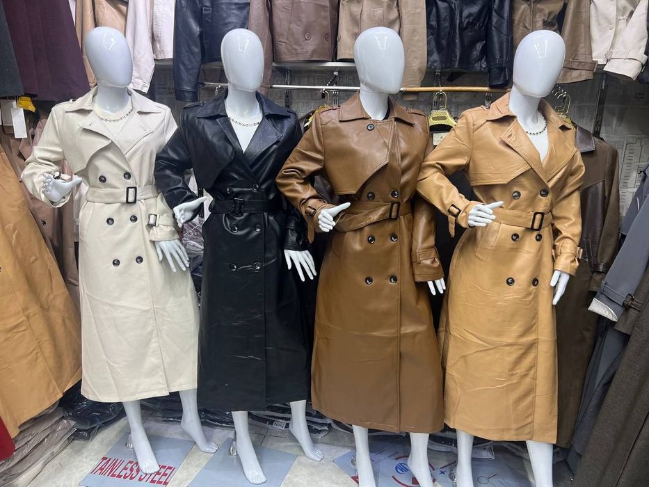 Кожа плаш сотилади