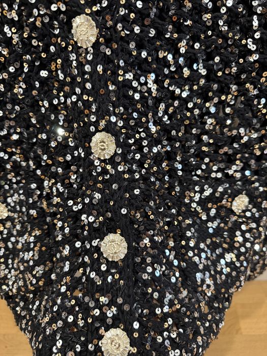 с пайетками под chanel