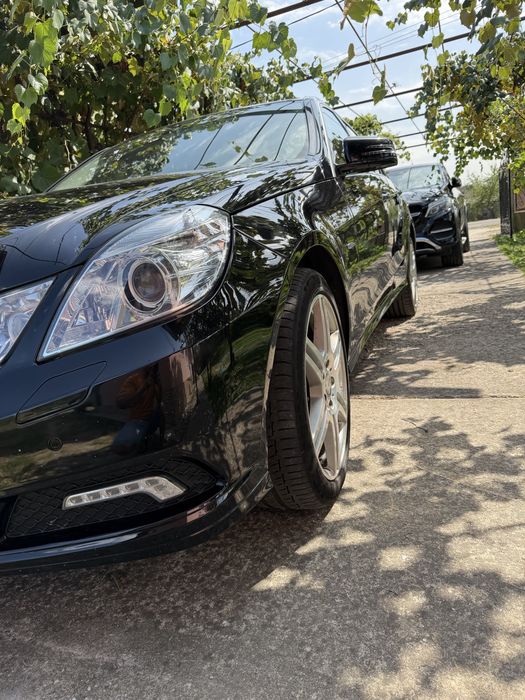 Mercedes Benz E220 CDI