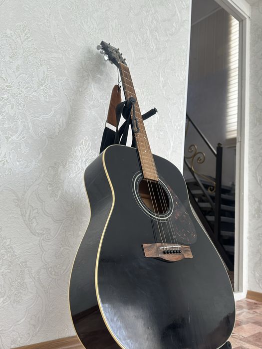 Гитара yamaha F370