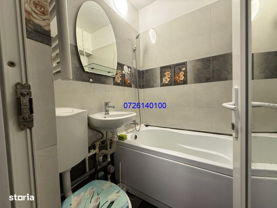 Piata Cet, garsoniera, parter superba cu balcon