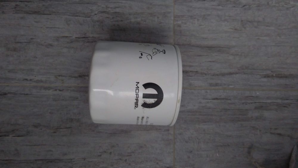 Фильтр масляный Mopar