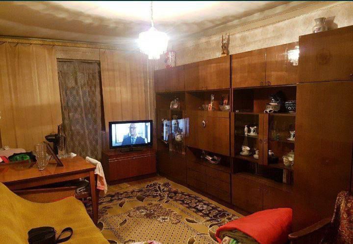 Урда 1/2/5 Динамо кирпичный дом с лоджией 2на6 в самом центре