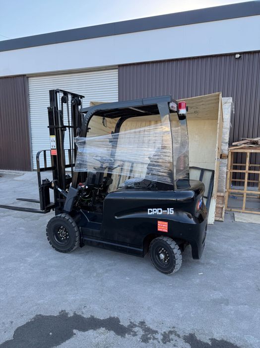 продаётся элктрический вилочный кара