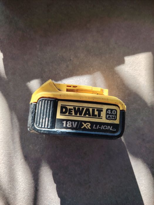 Acumulatori Bosch, dewallt