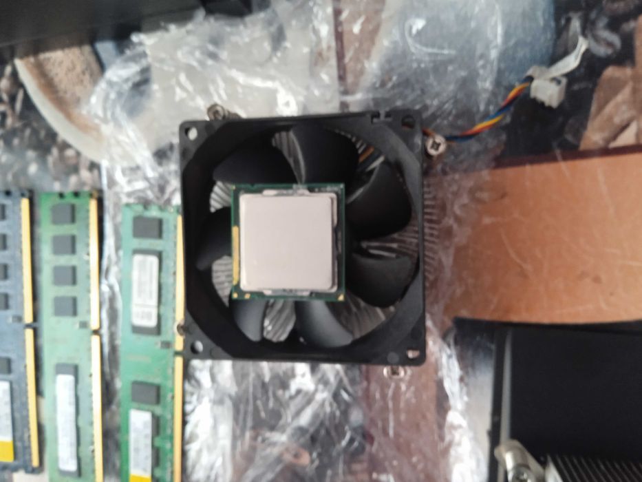 Компютър на части