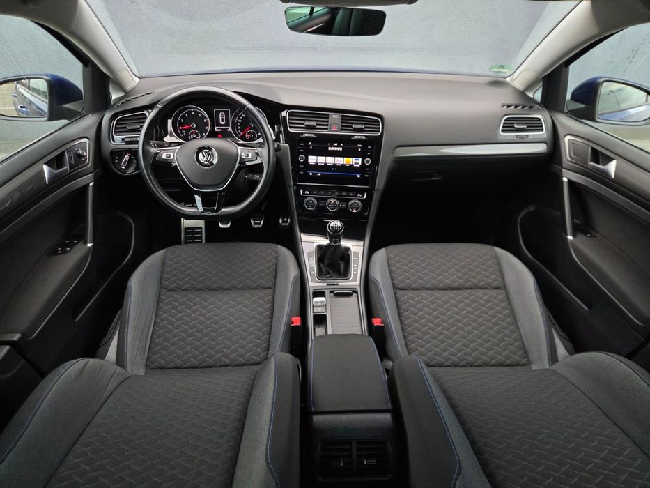 VOLKSWAGEN Golf 2018 — imagine 5