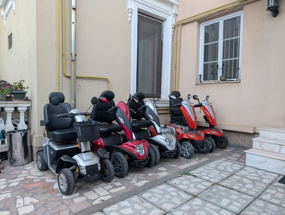 Scutere electrice persoane handicap dizabilitati Pride Kymco Cobra