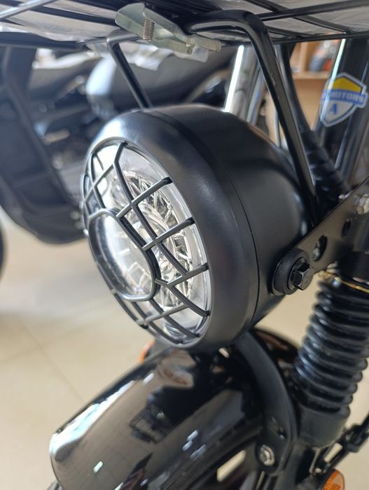 Monster Drongo keldi doʻkonga