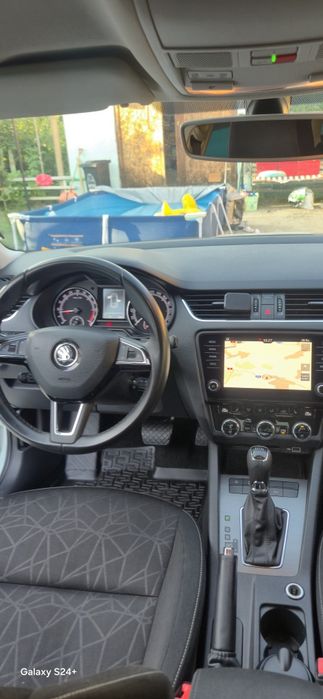 Vând Skoda Octavia