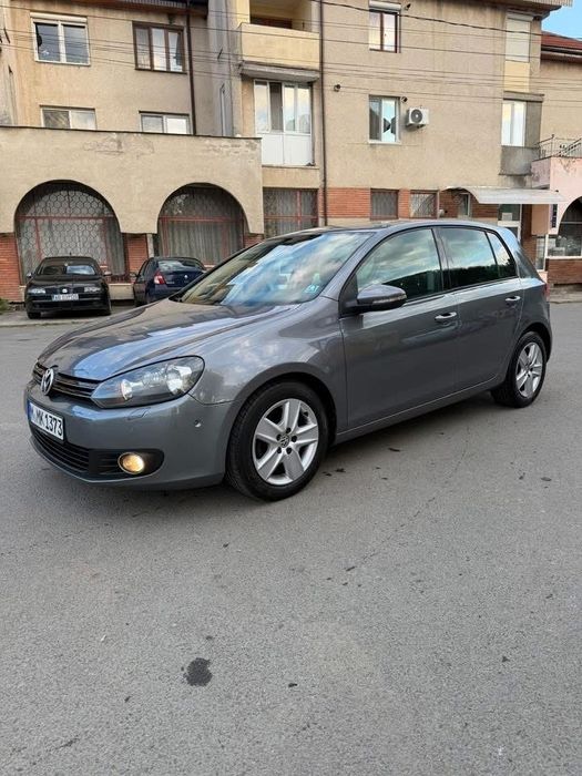 Volkswagen golf  1.4  MPI