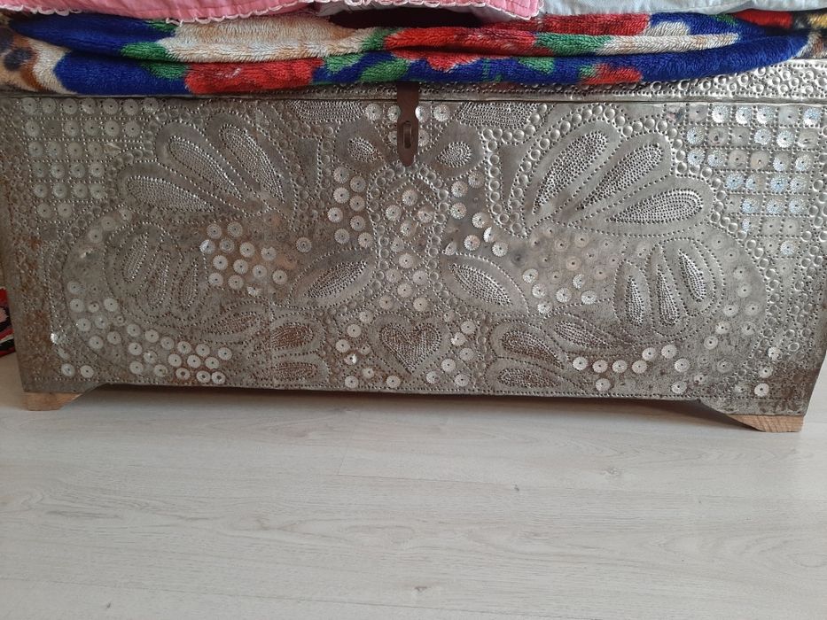 Сандик сотилади арзонга