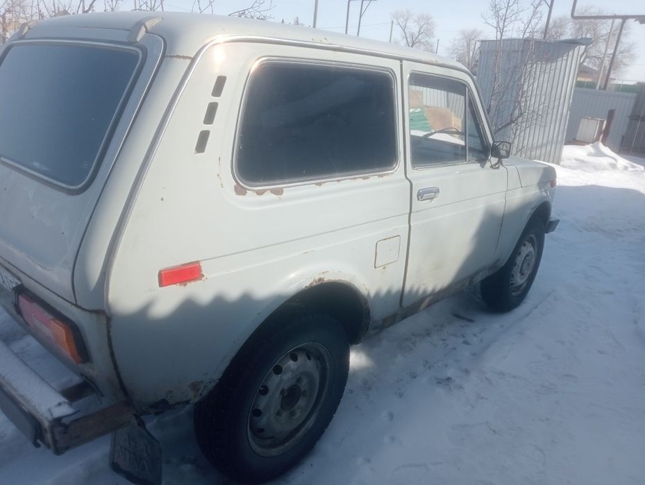 Продам ниву на бодрум ходу