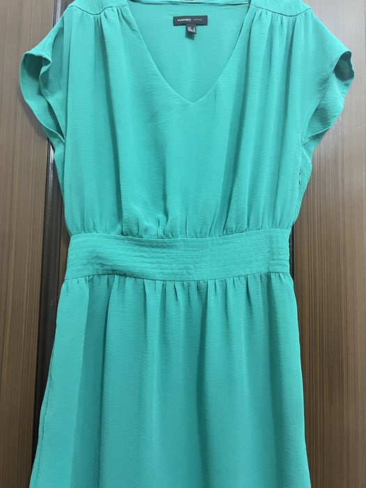 Летнее платье от MANGO