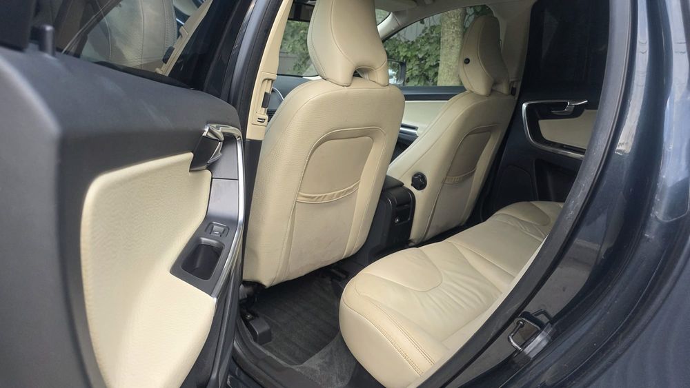 VOLVO XC60 2012 — imagine 4