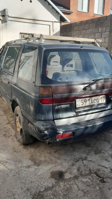 Митцубиси спец вагон