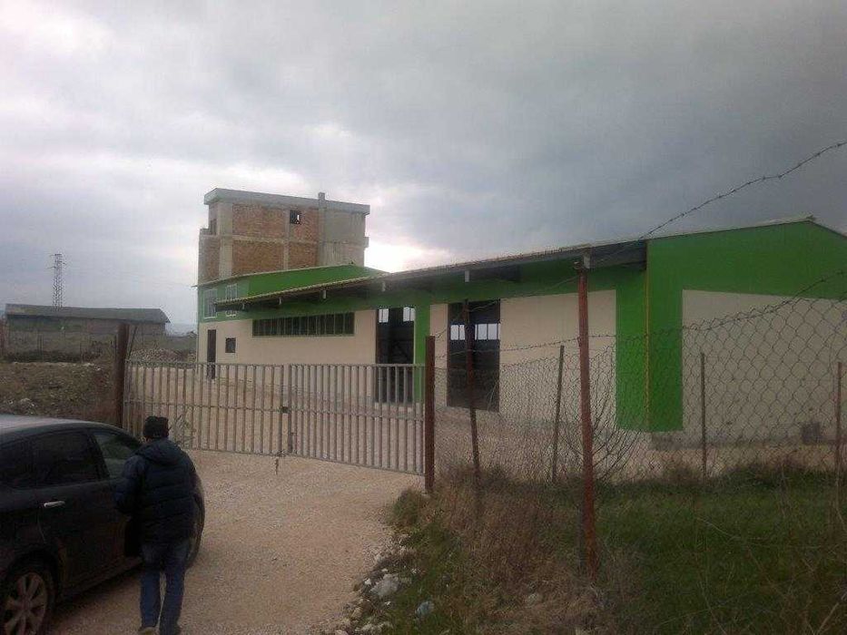 Продава се Промишлена сграда в Игнатиево - 900 кв.м за 945 €/кв.м - Снимка #4