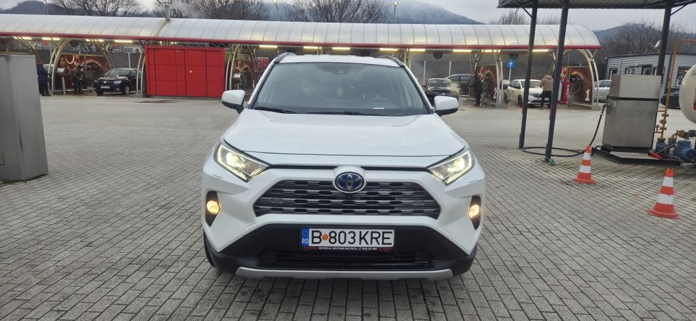 Toyota RAV4 2.5 ful hibrid, 4x4, piele