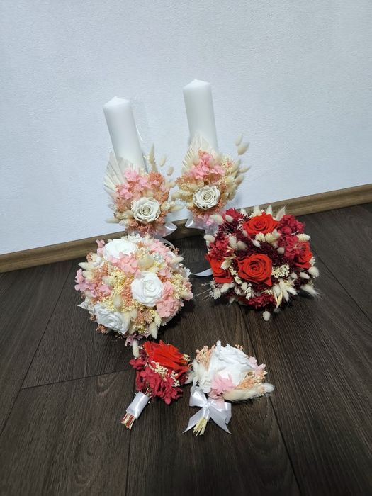 Set buchete și lumânări