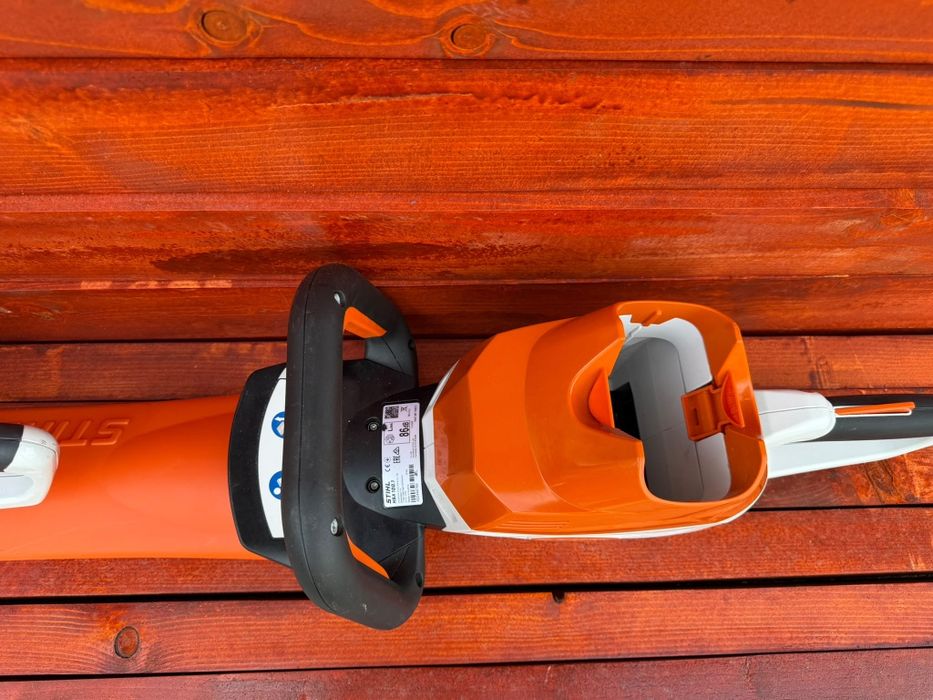 Stihl foarfeca de tuns gard viu