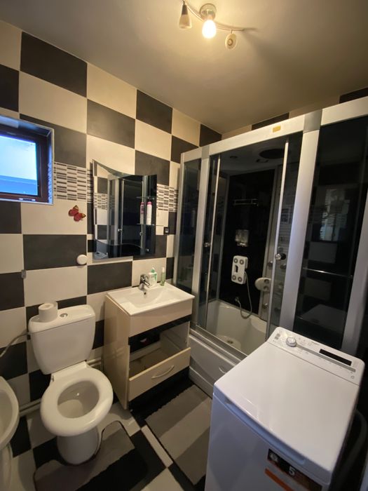 Apartament de închiriat