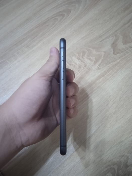 Айфон   11  64 гб