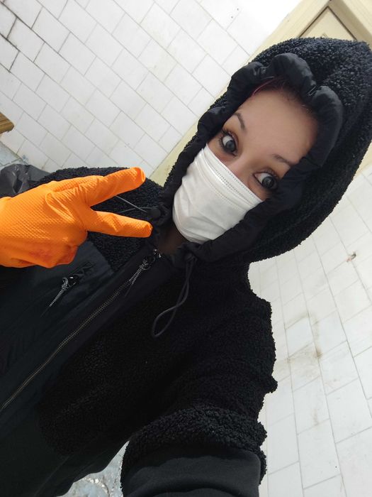 Menaj, curățenie, îngrijire animale de companie