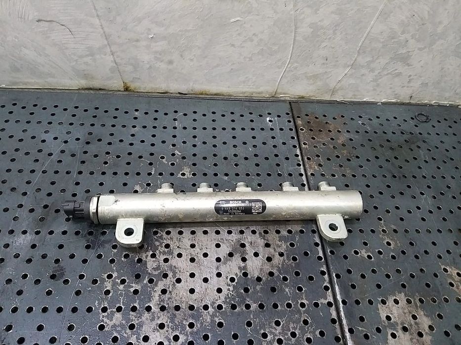 Rampa injectoare 1.9 mjt alfa romeo 147 937 0445214053 55200264