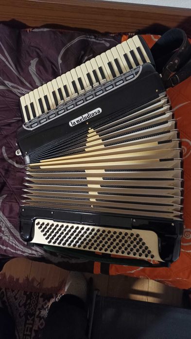 Акордеон lamelodiosa Италия