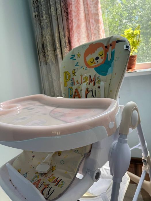 Продам детский стол