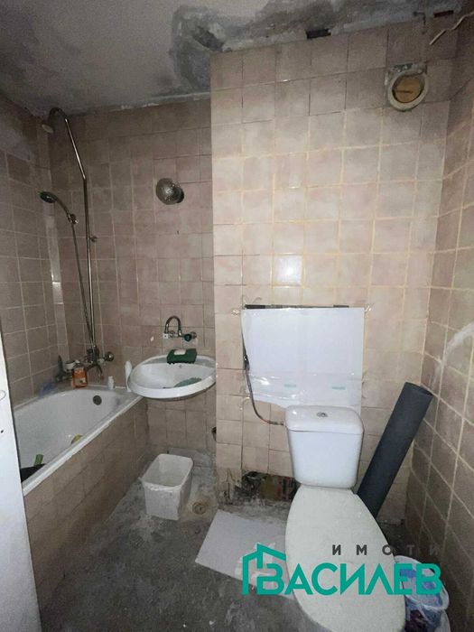 Продава се Тристаен апартамент в София, Център - 88 кв.м за 1043 €/кв.м - Снимка #14