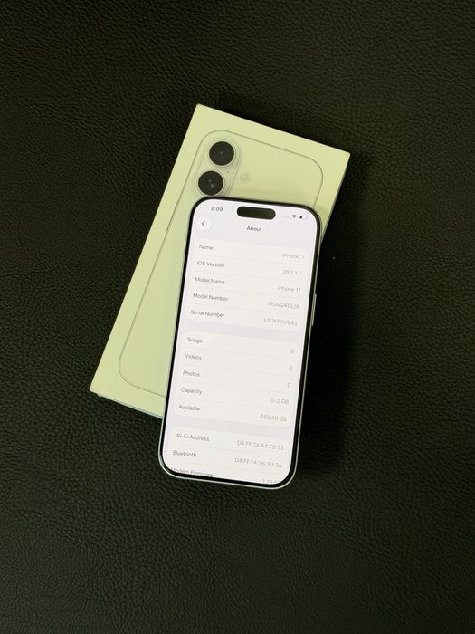 Продавам iPhone 17 512 GB