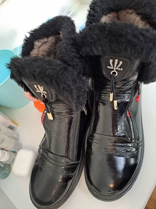 Продается зимняя обувь