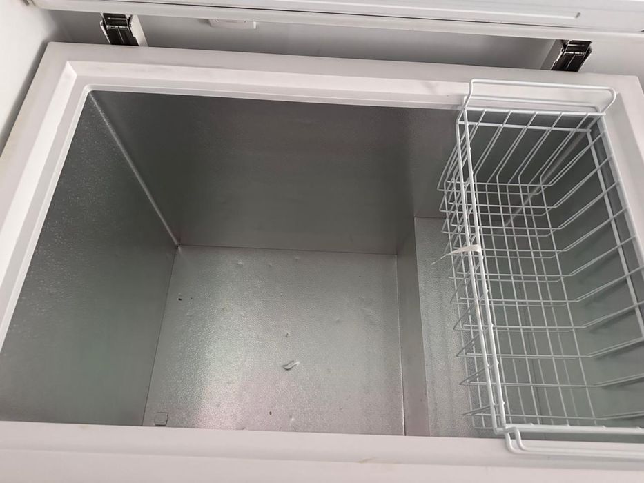 Срочно продам морозильную камеру