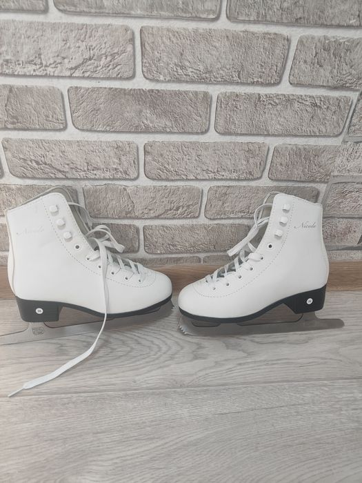 Коньки детские на девочку