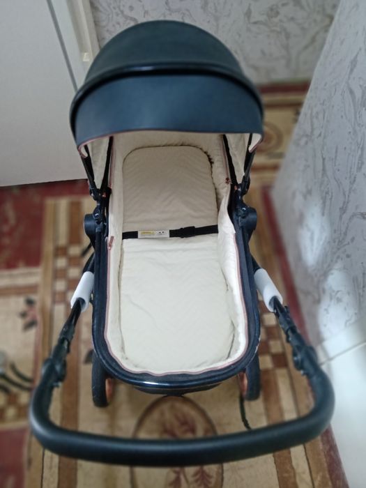 Коляска трансформер New lux  2 в1 кожанный зима-лето