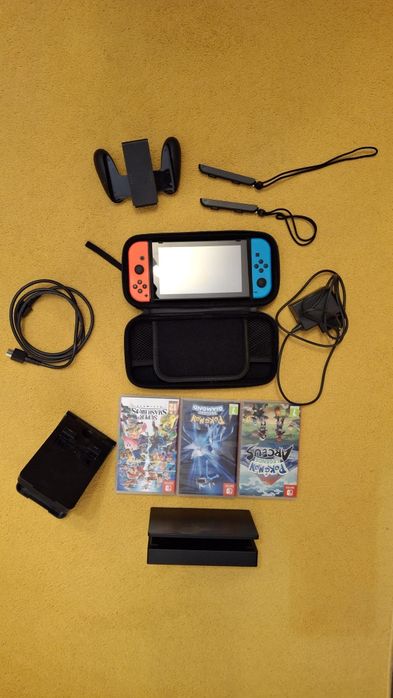 Nintendo switch cu 3 jocuri