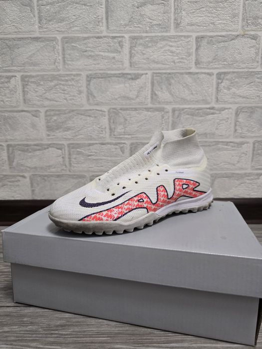 Продам Сороконожки Nike Air Zoom