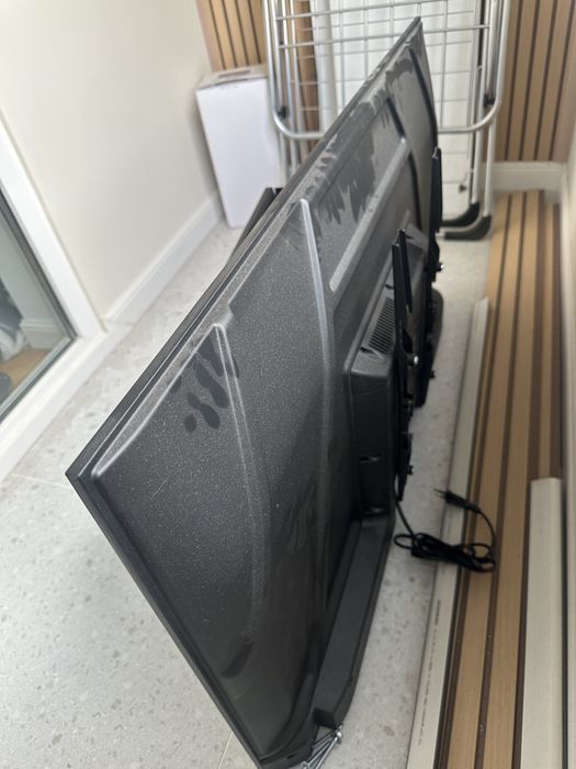 Телевизор SmartTV 43 дюйм