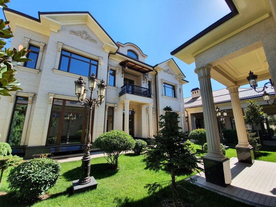 Сдается дорогой дом находится Гостиница Россия