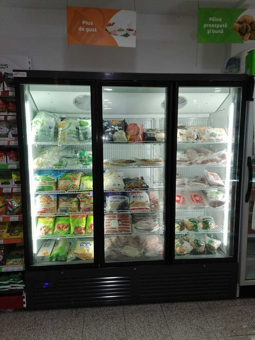 Vitrina frigorifica verticala cu 4 usi - Maxima 4DF / Congelare / 2.5m