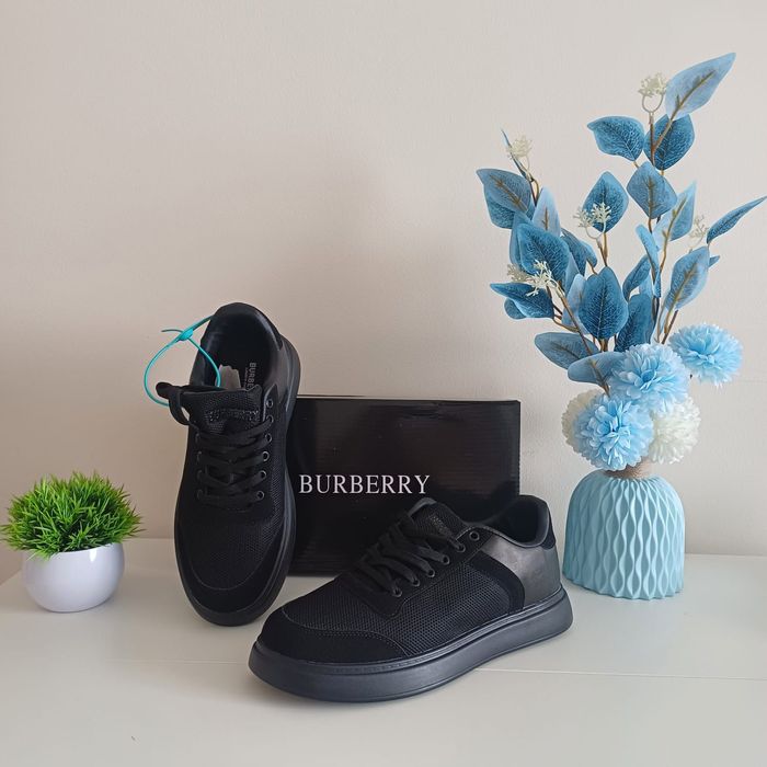 Кроссовки в LUX качестве