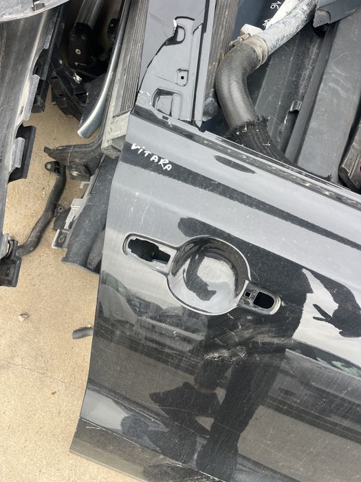 Врата Suzuki Vitara 2020-