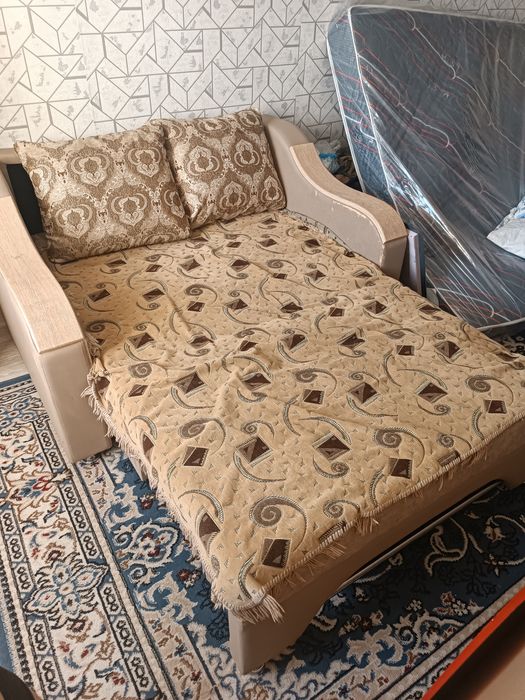 Кресло раздвигающее