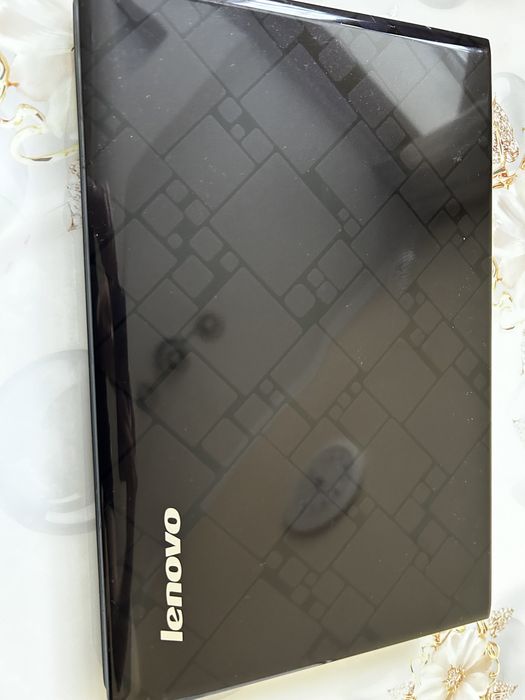 Продам Lenovo ноутбук
