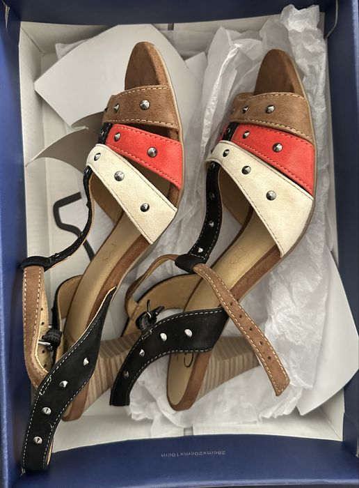 Caprice сандали естествена кожа