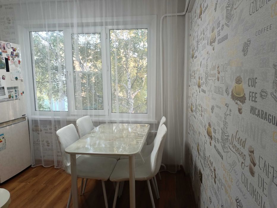 Продам 4-х комнатную квартиру