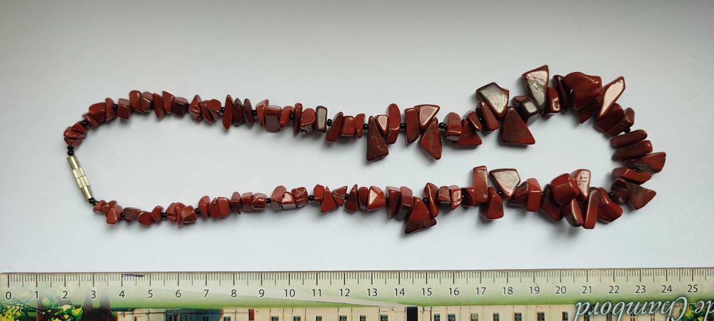 Бусы красивые из камня ЯШМА